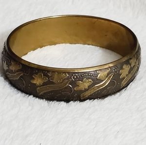 Vintage brass floral stamped bracelet bangle boho bohemian fall leafs 70's